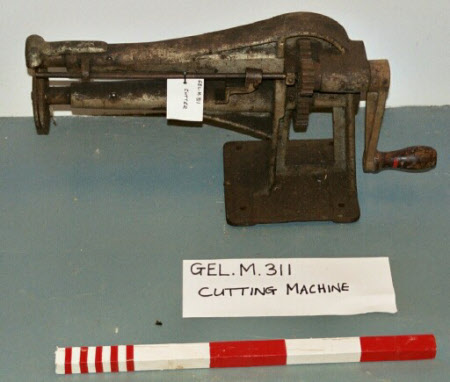 Cutting machine