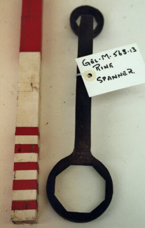 Ring spanner