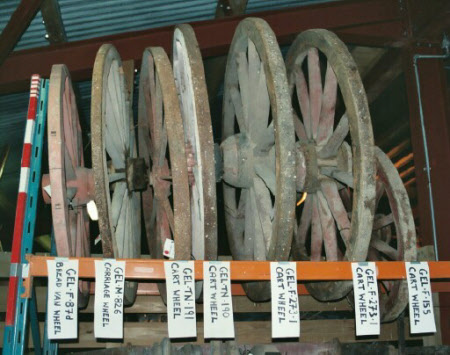 Machine wheel