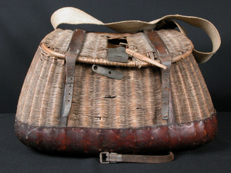 Fishing basket