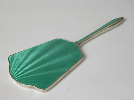 Hand mirror