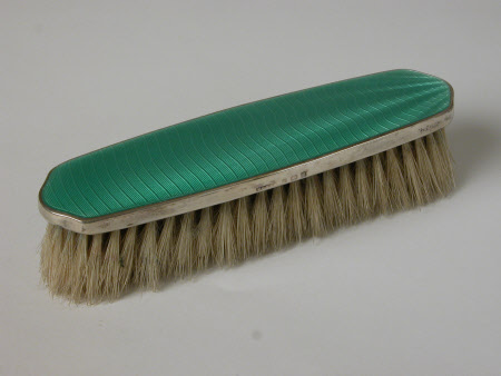 Clothes brush