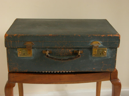 Dressing case