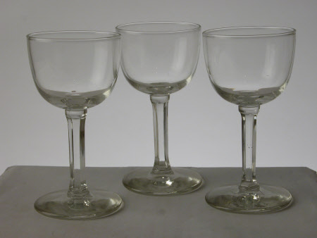 Port glass