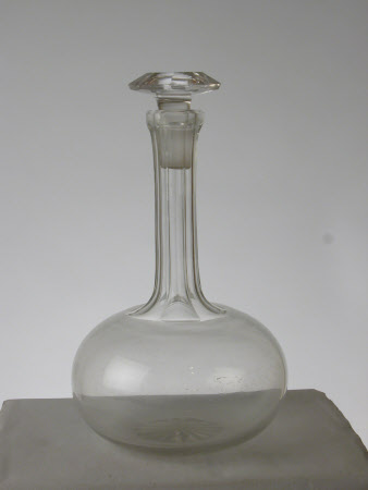 Glass decanter