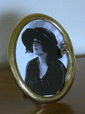 Photo frame
