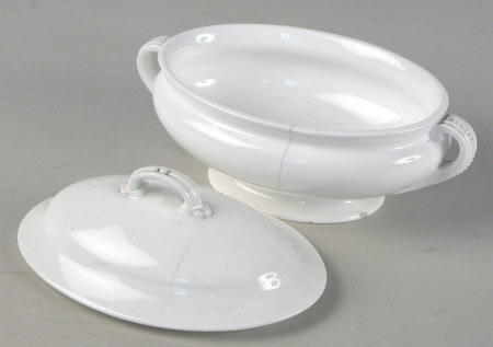 Sauce dish