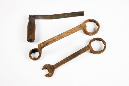 Horse tools