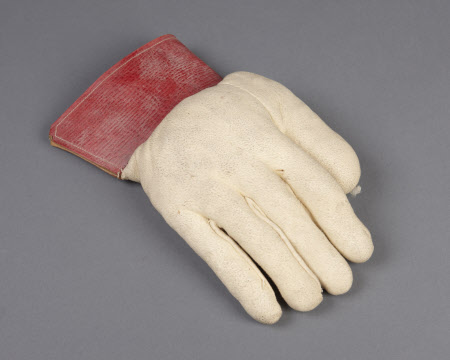 Ladies glove