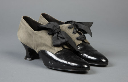 Ladies shoe