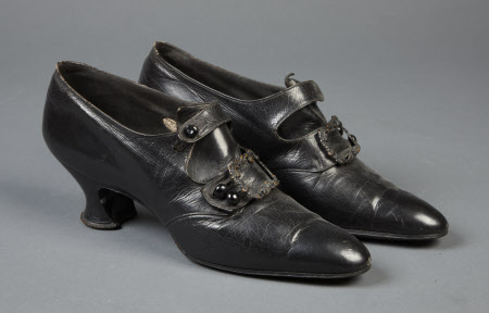 Ladies shoe