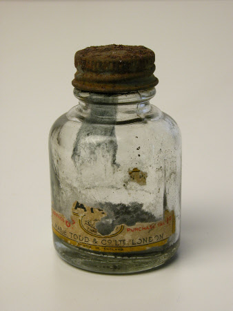 Ink bottle