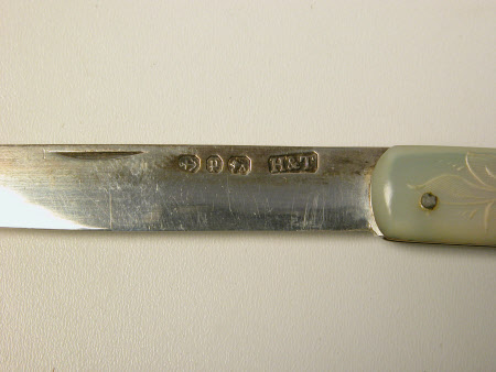 Fruit knife