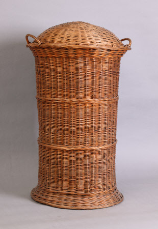 Linen basket