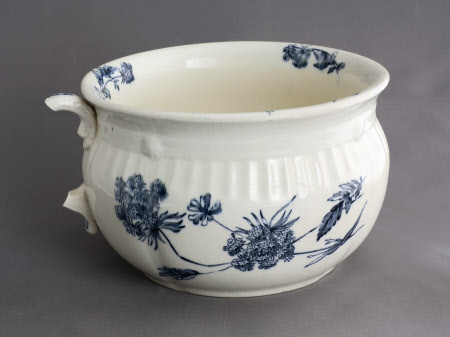 Chamber pot