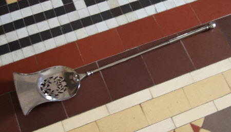 Shovel