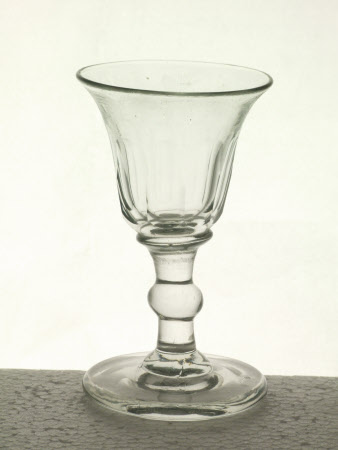 Liqueur glass