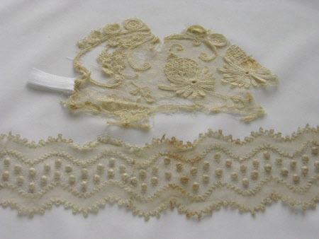 Lace fragment