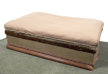 Blanket box