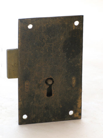 Lock fitting
