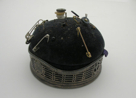 Pin cushion