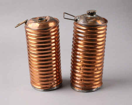 Hot water can