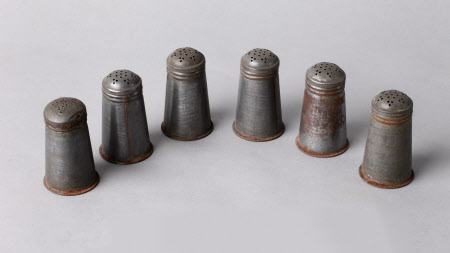 Sugar shaker