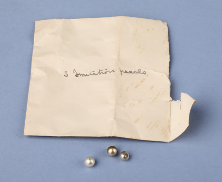 Bead