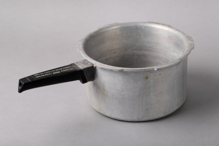 Pressure cooker