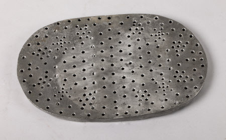 Fish kettle drainer