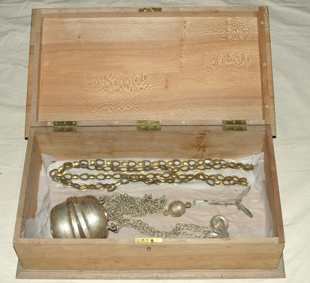 Sanctuary lamp