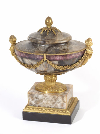 Urn