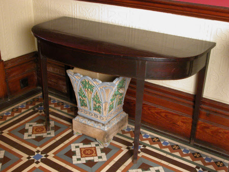 Dining table end