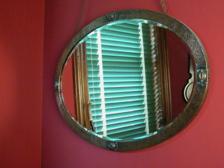 Wall mirror