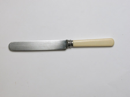 Knife
