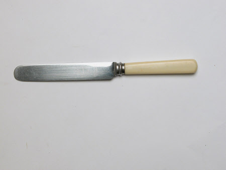 Knife