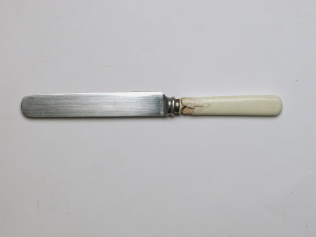 Knife