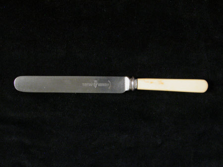 Knife