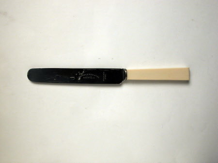 Knife