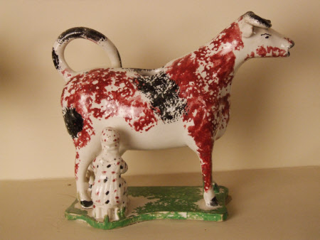 Cow creamer
