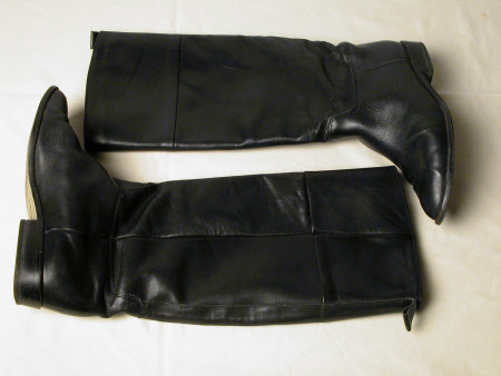 Riding boots