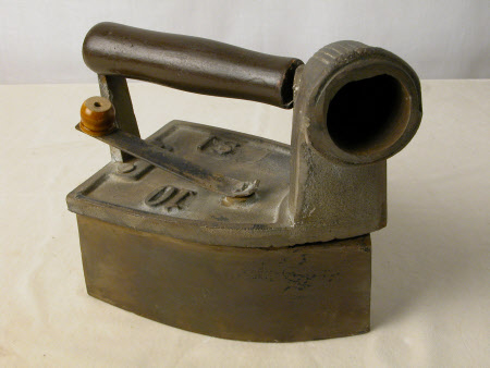 Box iron