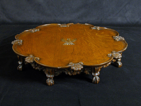 Serving tray