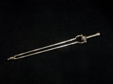 Tongs