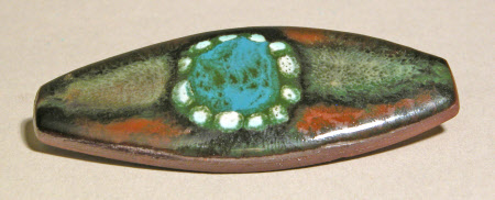 Pin brooch