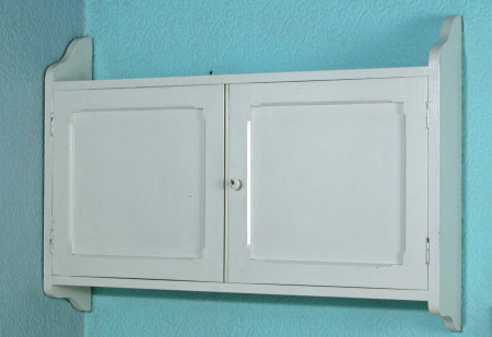 Wall cupboard