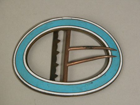 Dress buckle