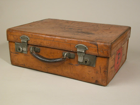 Toilet case