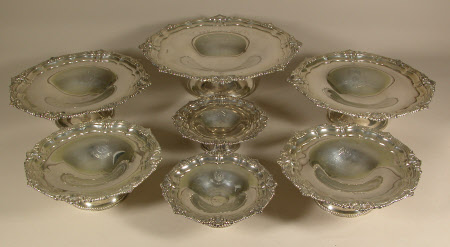 Dessert dish