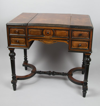 Dressing table